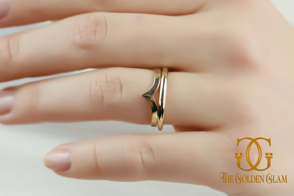 Gold tone cz ruby v shape vanki finger ring dj-40598 – dreamjwell